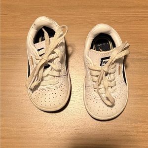 Toddler size 5 Puma sneakers
